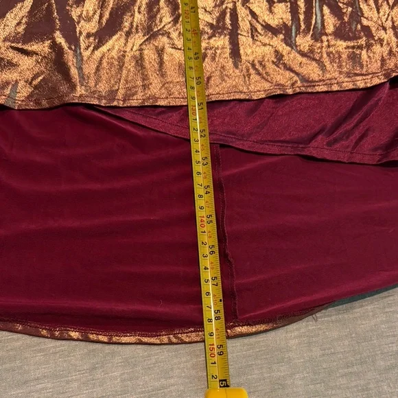 Elegant Burgundy  Evening Dress - Picture 12 of 15